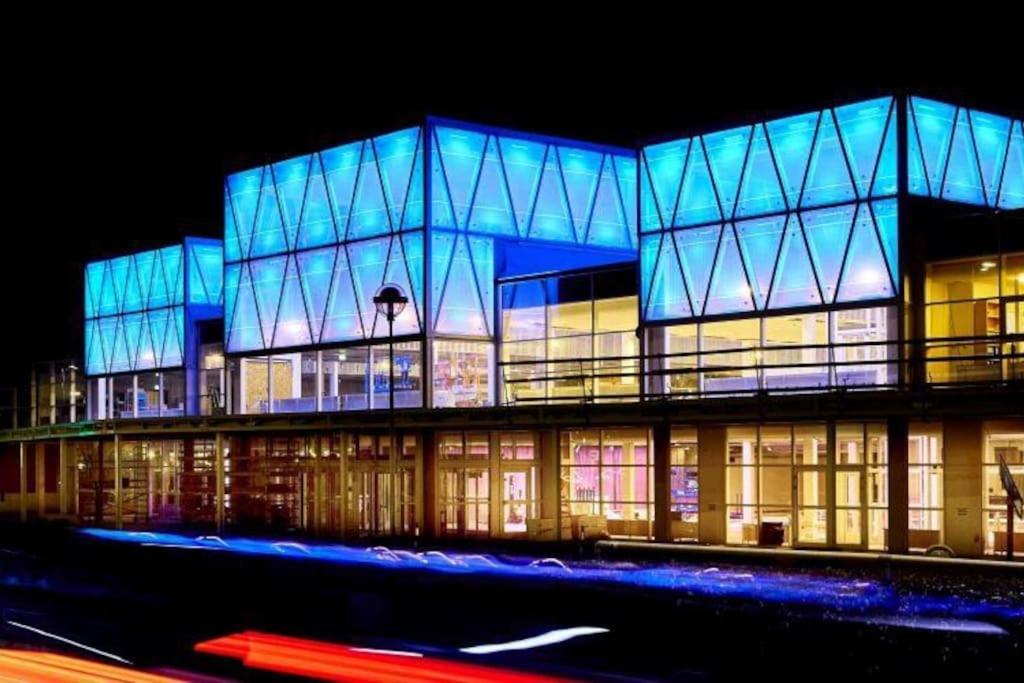 170 M2 Stort Hus Taet Pa Centrum, Mch Og Boxen Гернінг Екстер'єр фото